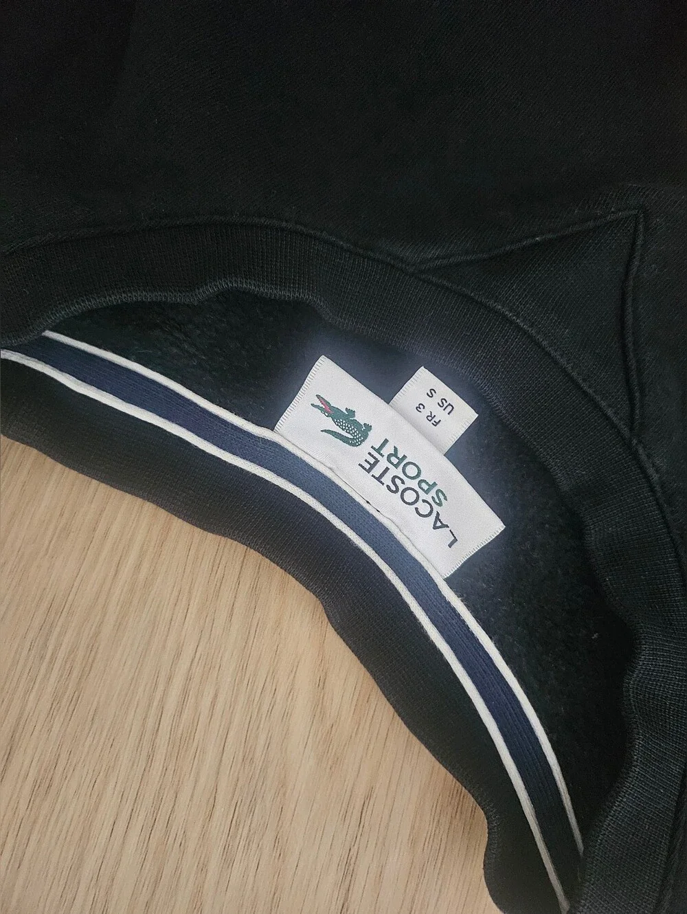 Lacoste Black Crewneck Sweatshirt with Green Crocodile Logo - Picture 4 of 4